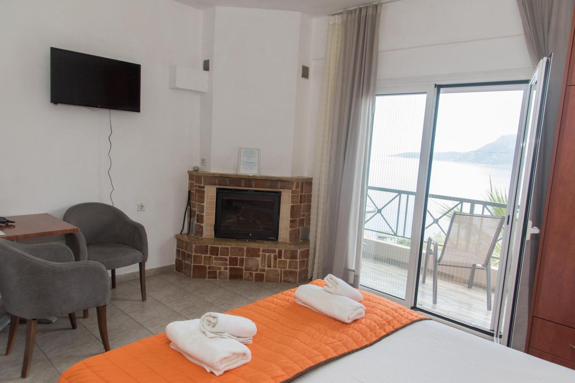 Panorama Hotel Platána Екстериор снимка