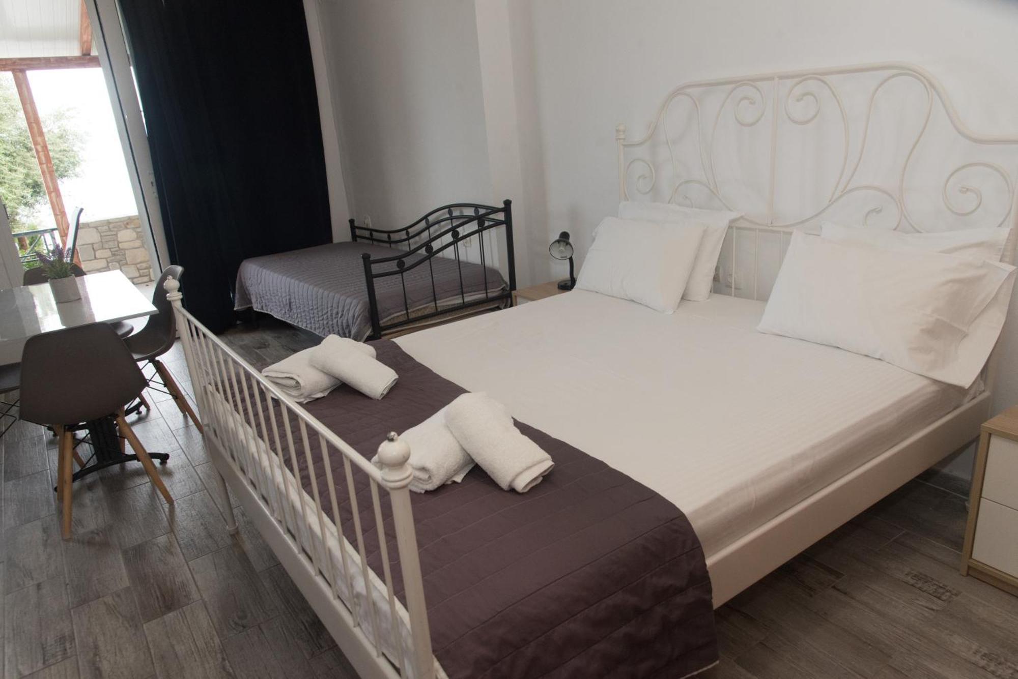 Panorama Hotel Platána Екстериор снимка